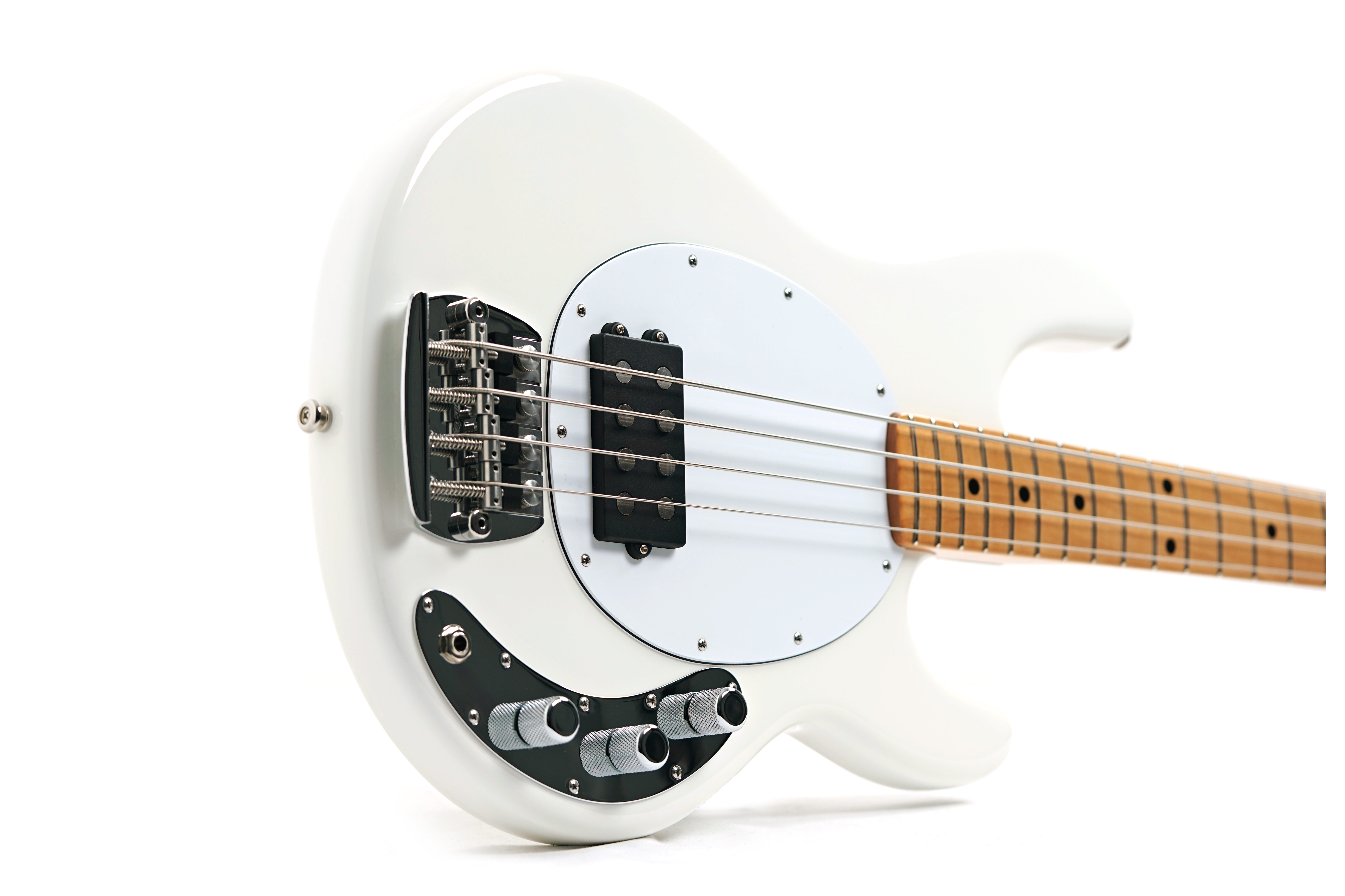 Music Man Retro 70s Stingray White #CB01313