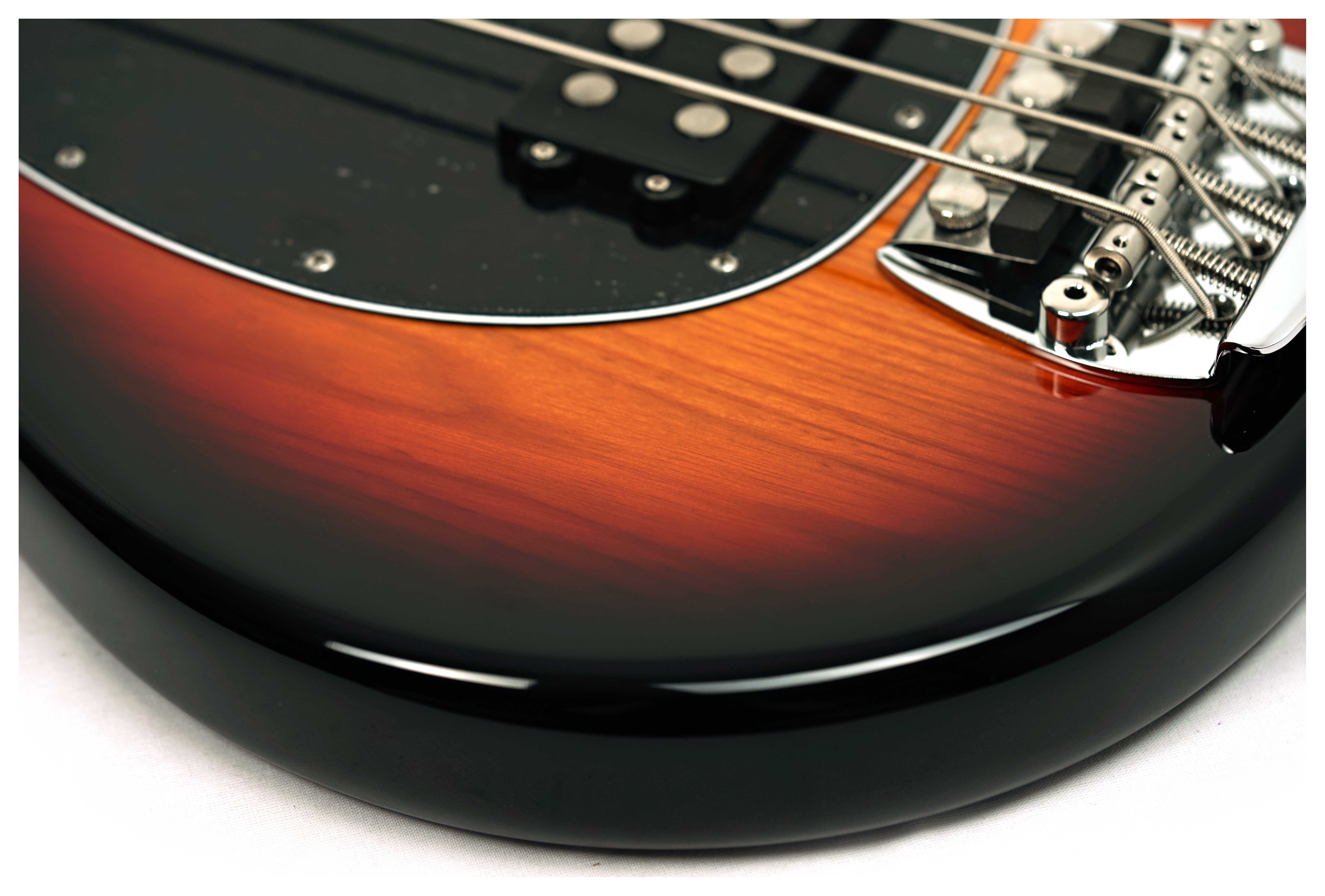 Music Man Retro 70s Stingray Sunburst  #CB01051