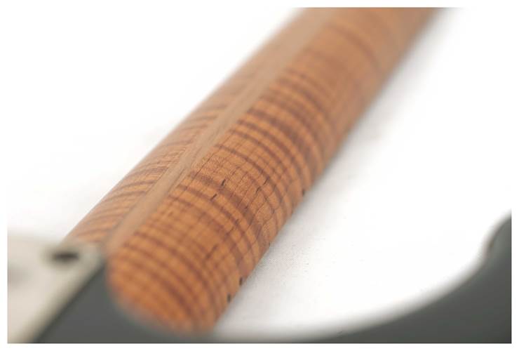 LSL Instruments Saticoy Black Heavy Aged 5A Roasted Maple Fingerboard Nocturn LSL Instruments Saticoy Black Heavy Aged 5A Roasted Maple Fingerboard Nocturn