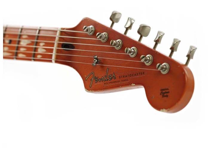 Fender Custom Shop 1956 Stratocaster Journeyman Relic Transparent 3 Tone Sunburst Masterbuilt by Levi Perry #CZ565540 Fender Custom Shop 1956 Stratocaster Journeyman Relic Transparent 3 Tone Sunburst Masterbuilt by Levi Perry #CZ565540