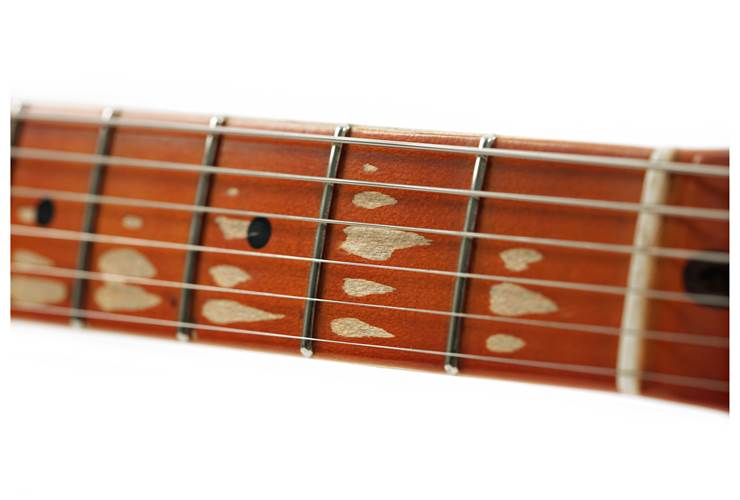 Fender Custom Shop 1956 Stratocaster Journeyman Relic Transparent 3 Tone Sunburst Masterbuilt by Levi Perry #CZ565540 Fender Custom Shop 1956 Stratocaster Journeyman Relic Transparent 3 Tone Sunburst Masterbuilt by Levi Perry #CZ565540