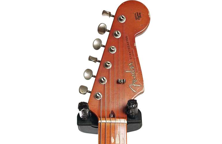 Fender Custom Shop 1956 Stratocaster Journeyman Relic Transparent 3 Tone Sunburst Masterbuilt by Levi Perry Fender Custom Shop 1956 Stratocaster Journeyman Relic Transparent 3 Tone Sunburst Masterbuilt by Levi Perry