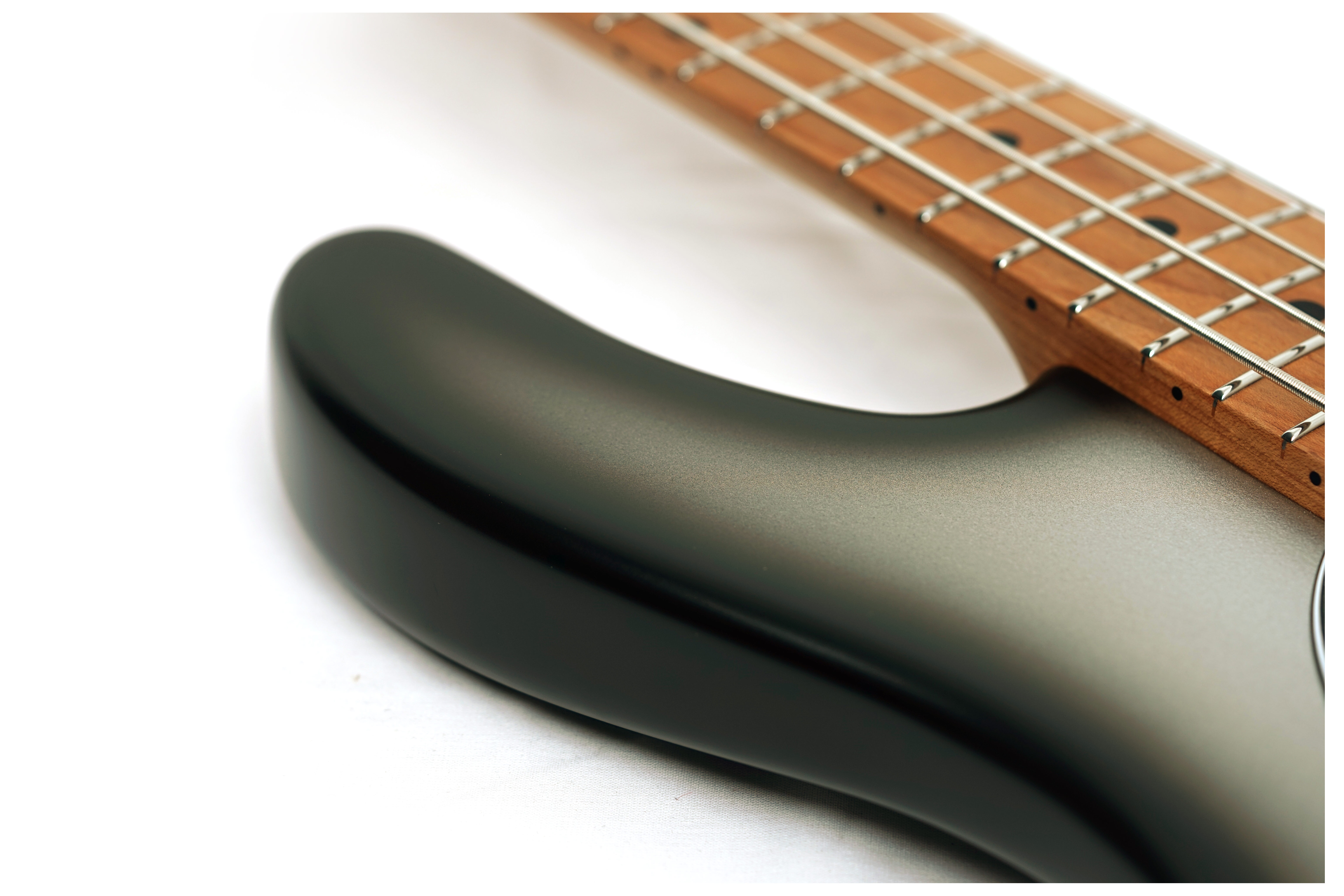 Music Man Stingray Special Black Rock Roasted Maple Fingerboard #K10759