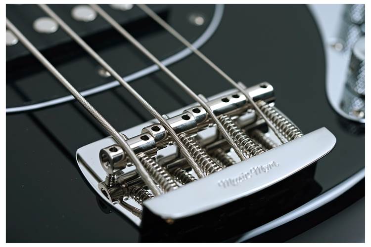 Music Man Stingray Special 4 H Black Maple Fingerboard #K08492 Music Man Stingray Special 4 H Black Maple Fingerboard #K08492