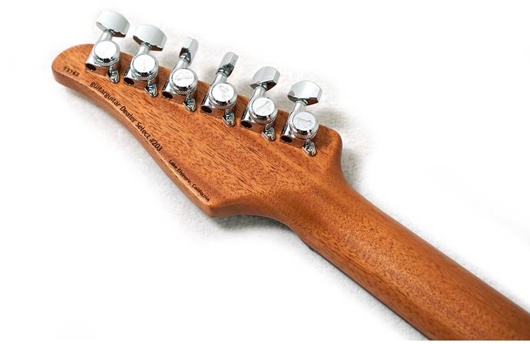 Suhr Custom Modern Black Gradient #73762 Suhr Custom Modern Black Gradient #73762