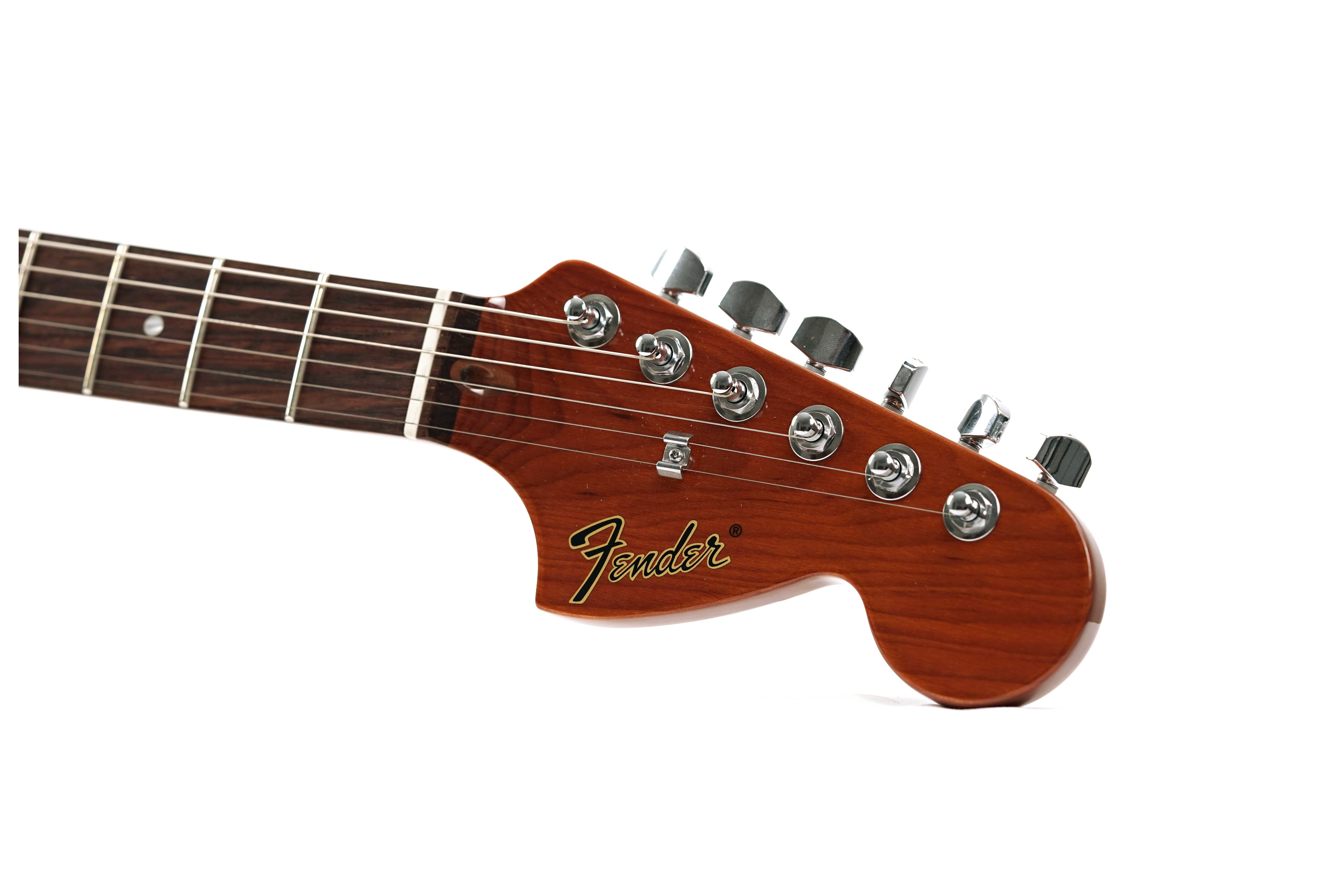 Fender Tom DeLonge Starcaster Rosewood Fingerboard Satin Shoreline Gold