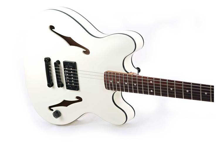 Fender Tom DeLonge Starcaster Rosewood Fingerboard Satin Olympic White (Ex-Demo) #ISFH24000131 Fender Tom DeLonge Starcaster Rosewood Fingerboard Satin Olympic White (Ex-Demo) #ISFH24000131