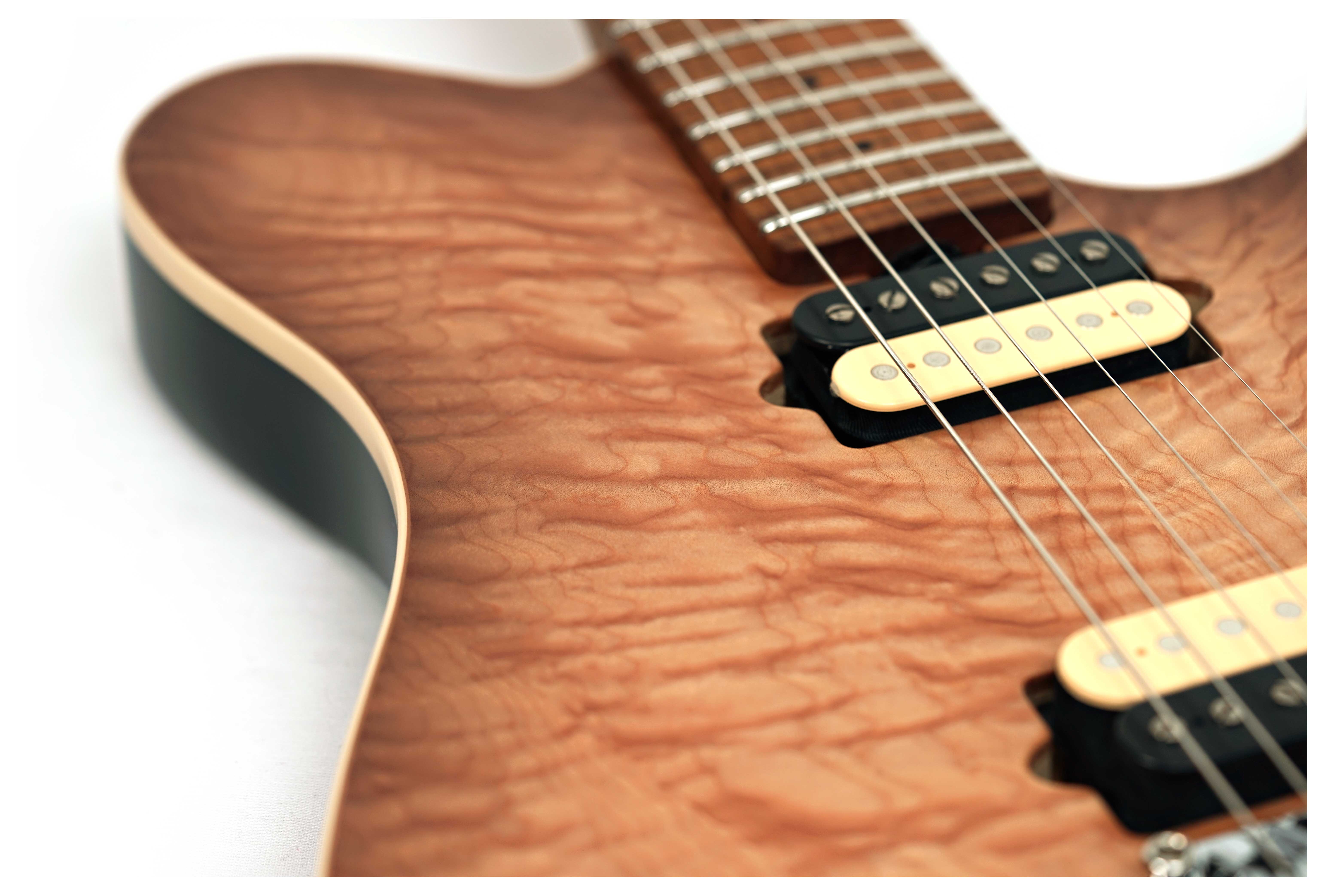 Music Man Axis Honey Pot Flame #H08278