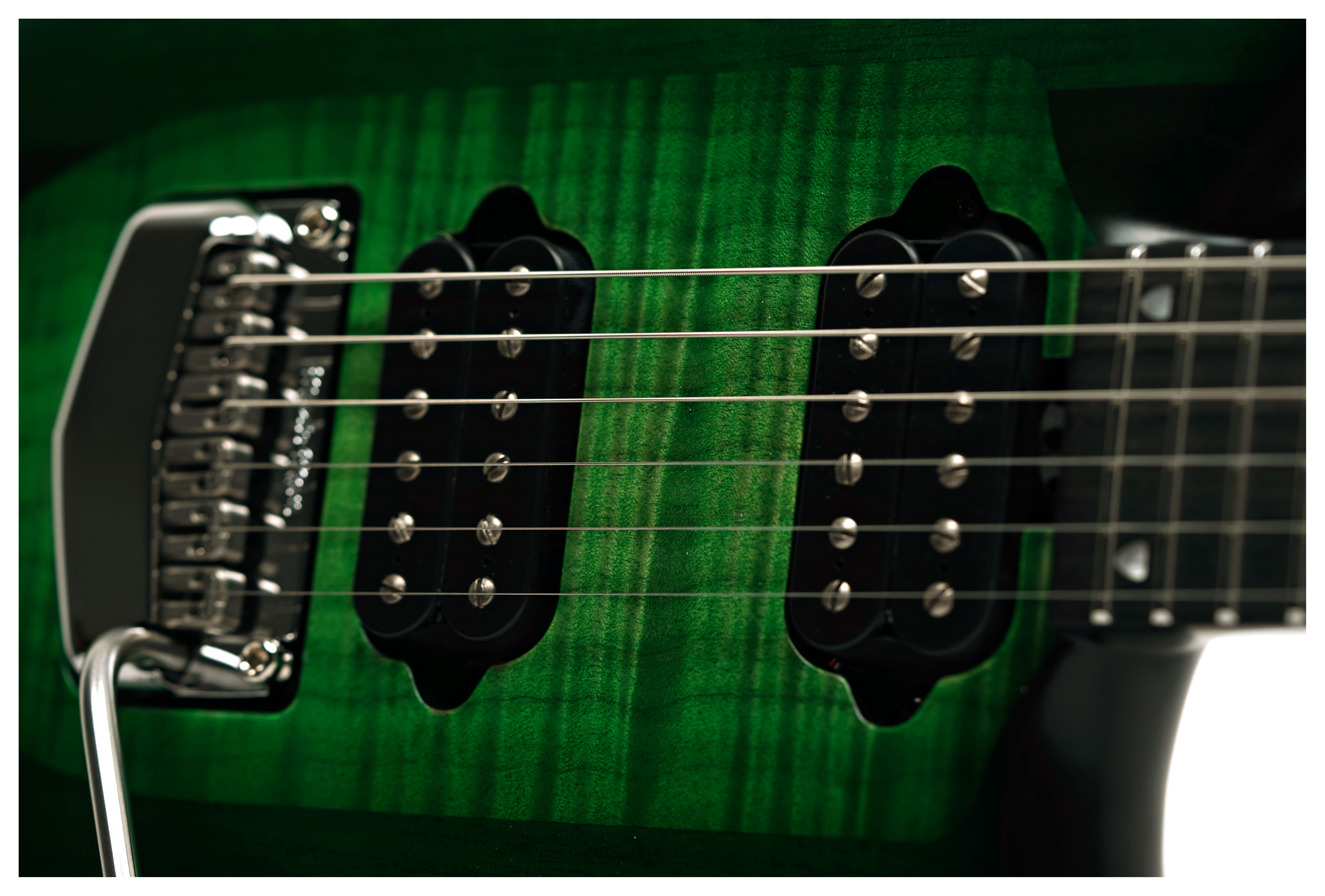 Music Man Majesty Gravity Green #M021888