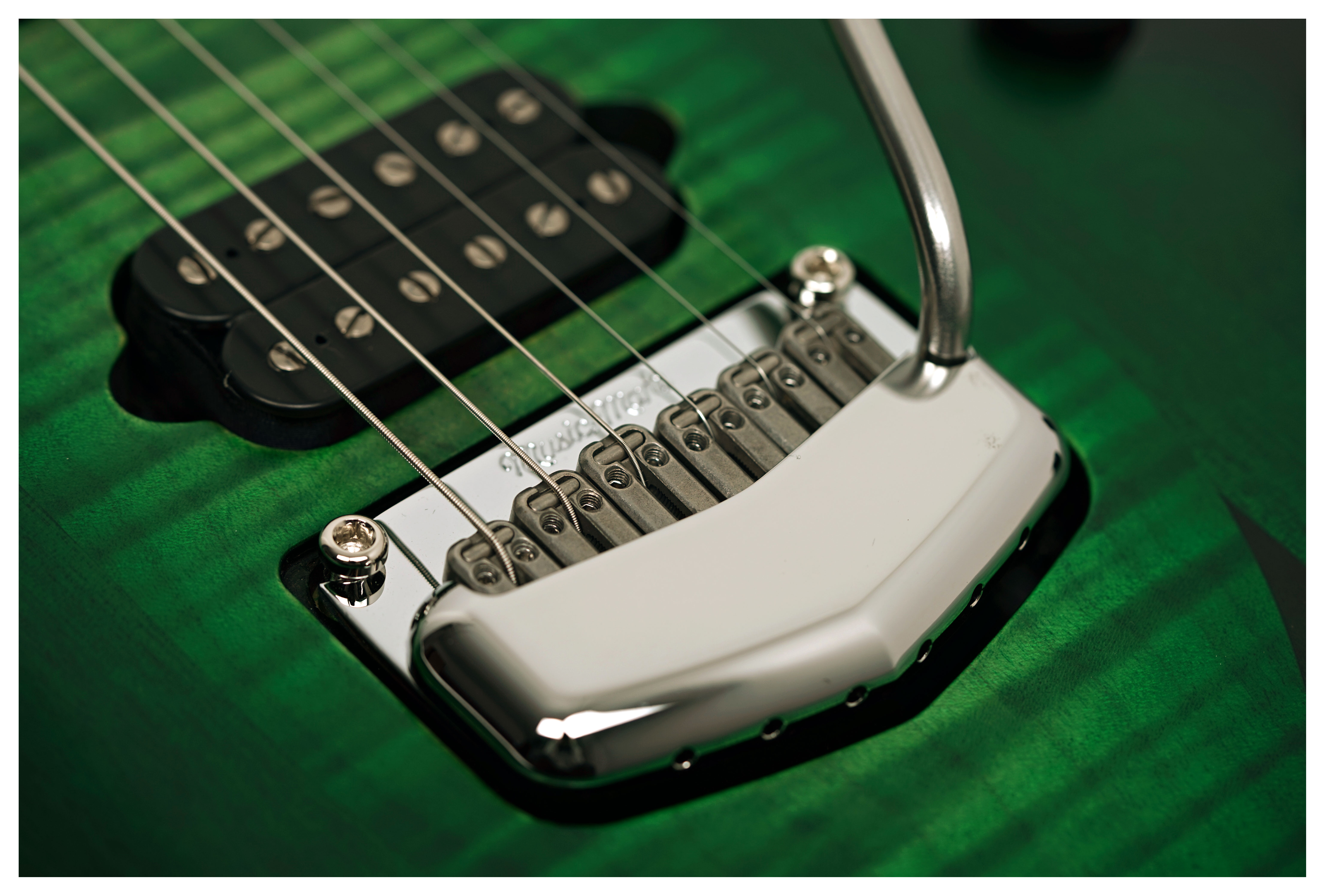 Music Man Majesty Gravity Green #M021888