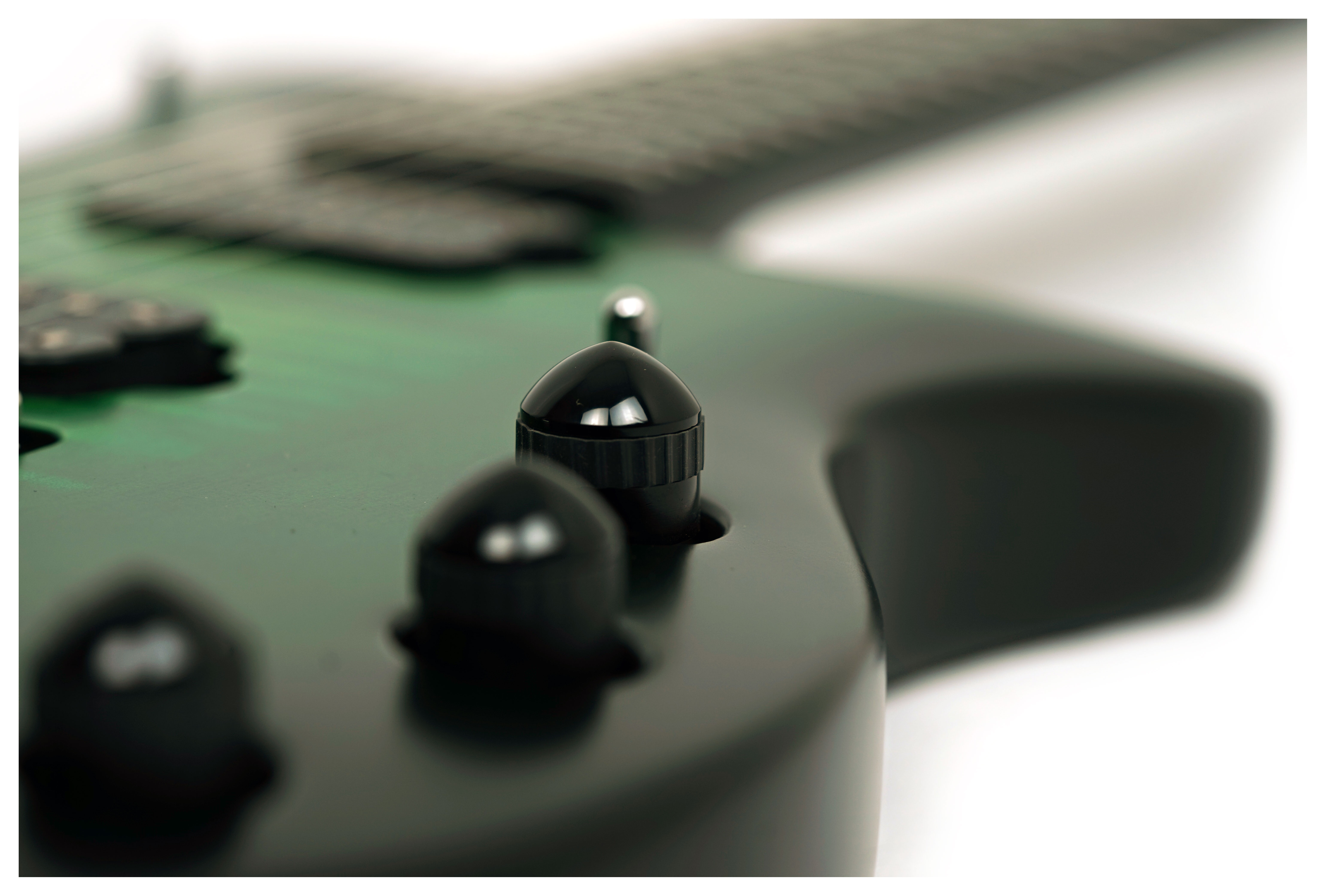 Music Man Majesty Gravity Green #M021888