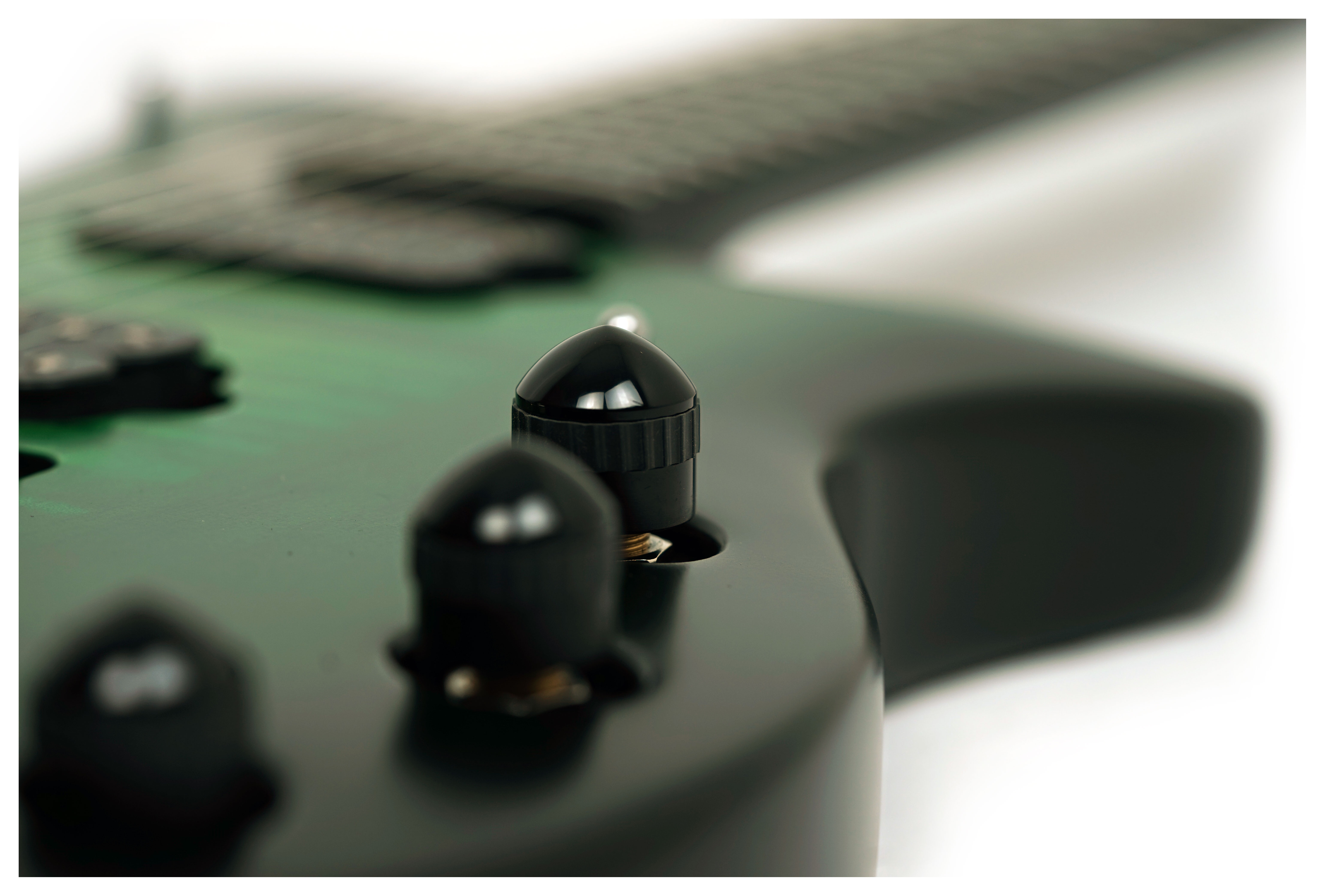 Music Man Majesty Gravity Green #M021888