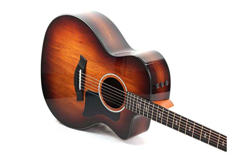 Taylor 224ce-K DLX #2201135399 Taylor 224ce-K DLX #2201135399