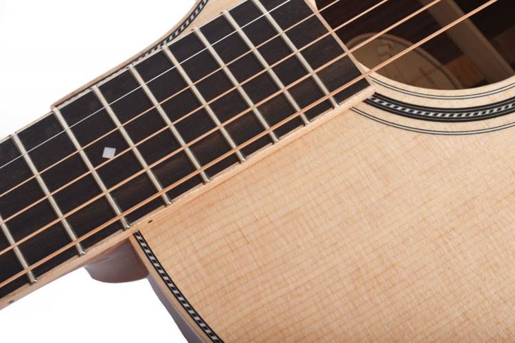 Larrivee OMV-44 Rosewood Gloss Larrivee OMV-44 Rosewood Gloss