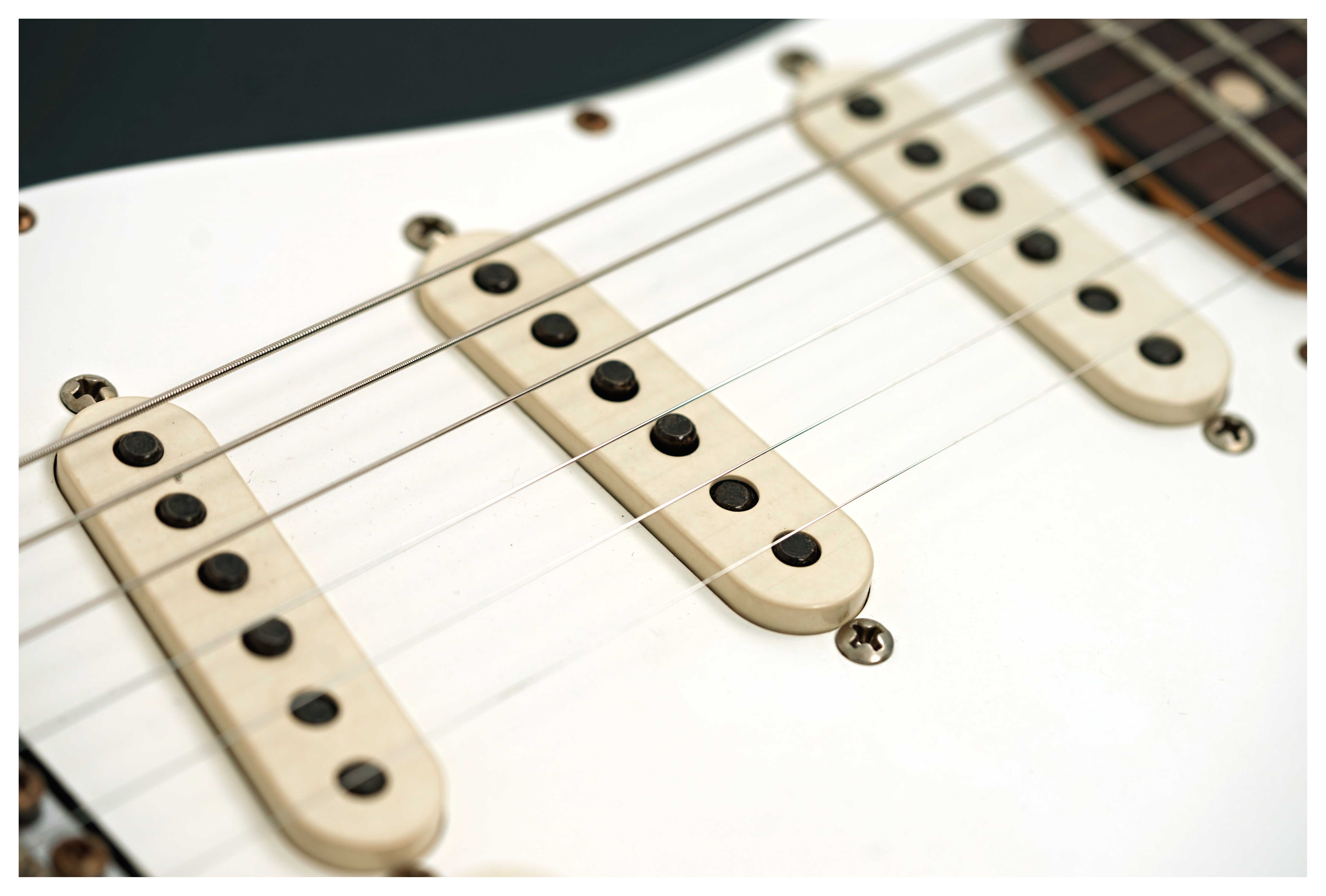 Fender Custom Shop 1962 Stratocaster Journeyman Relic Mercedes Blue Masterbuilt by Austin MacNutt #R125060