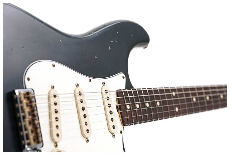 Fender Custom Shop 1962 Stratocaster Journeyman Relic Mercedes Blue Masterbuilt by Austin MacNutt Fender Custom Shop 1962 Stratocaster Journeyman Relic Mercedes Blue Masterbuilt by Austin MacNutt