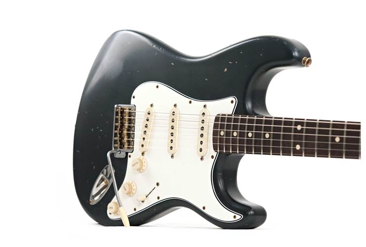 Fender Custom Shop 1962 Stratocaster Journeyman Relic Mercedes Blue Masterbuilt by Austin MacNutt Fender Custom Shop 1962 Stratocaster Journeyman Relic Mercedes Blue Masterbuilt by Austin MacNutt