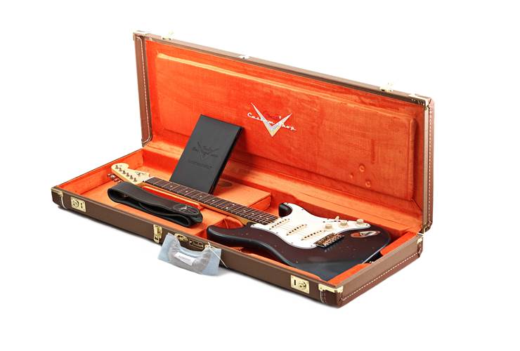 Fender Custom Shop 1962 Stratocaster Journeyman Relic Mercedes Blue Masterbuilt by Austin MacNutt Fender Custom Shop 1962 Stratocaster Journeyman Relic Mercedes Blue Masterbuilt by Austin MacNutt