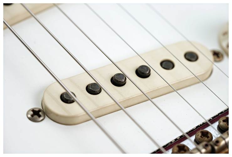 Fender Custom Shop 1962 Stratocaster Journeyman Relic Burgundy Mist Masterbuilt by Austin MacNutt Fender Custom Shop 1962 Stratocaster Journeyman Relic Burgundy Mist Masterbuilt by Austin MacNutt