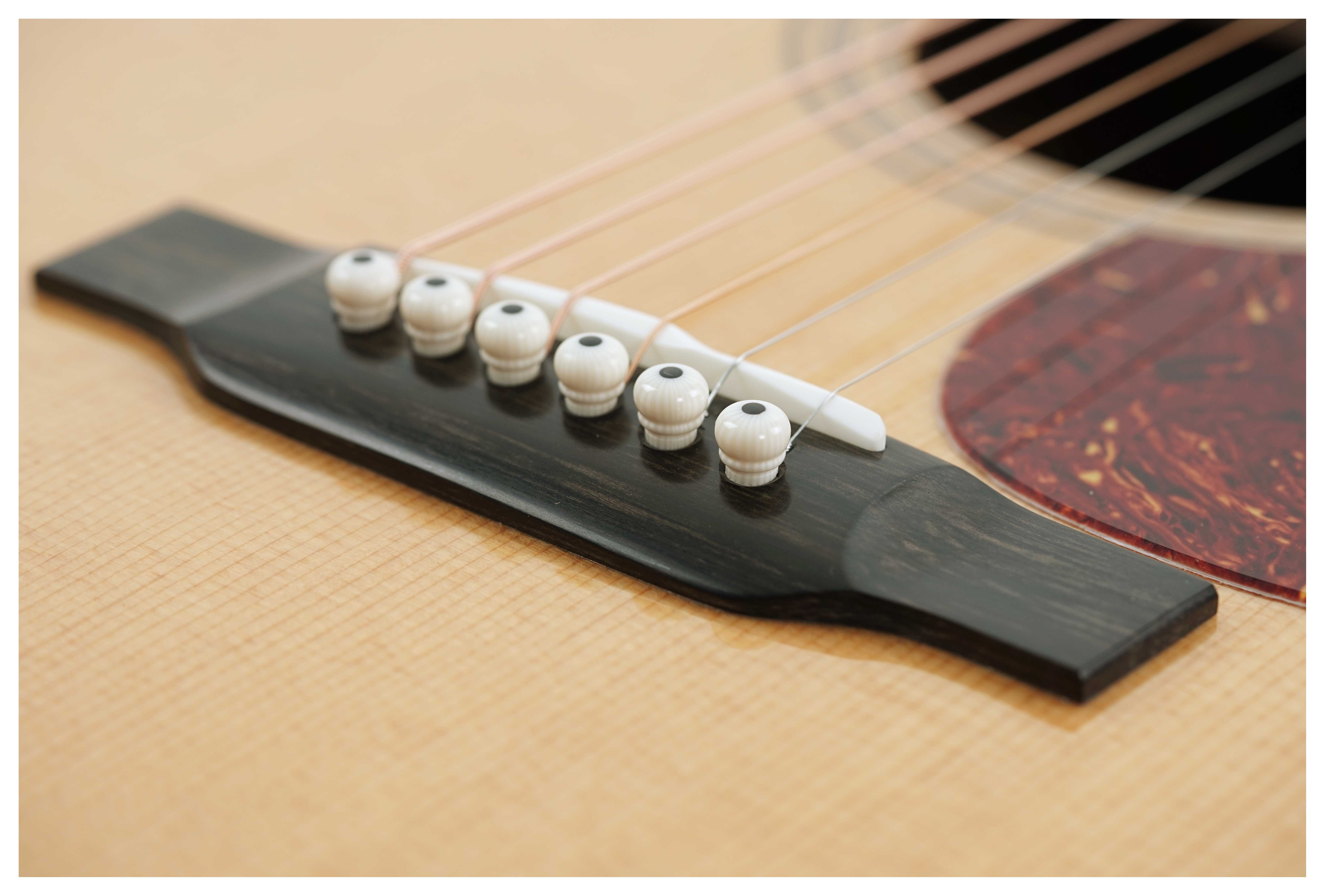 Bourgeois Touchstone Signature Dreadnought