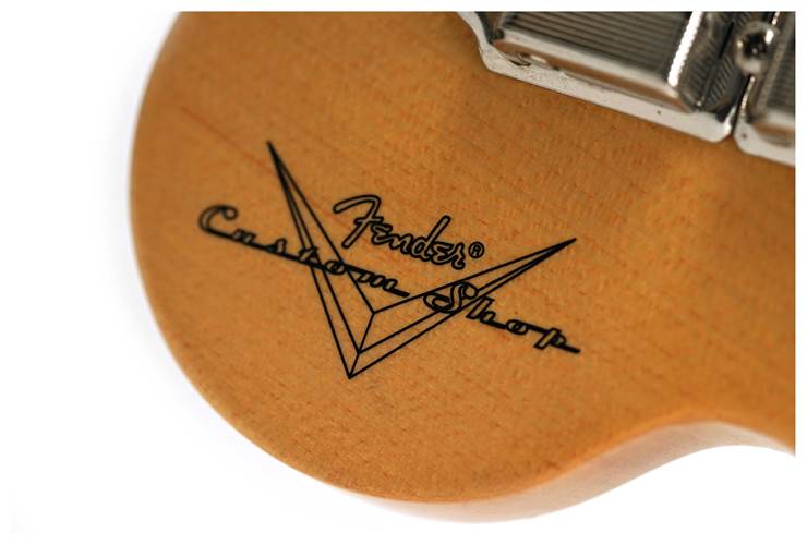 Fender Custom Shop 1967 Stratocaster Relic Closet Classic Shoreline Gold #CZ578833 Fender Custom Shop 1967 Stratocaster Relic Closet Classic Shoreline Gold #CZ578833