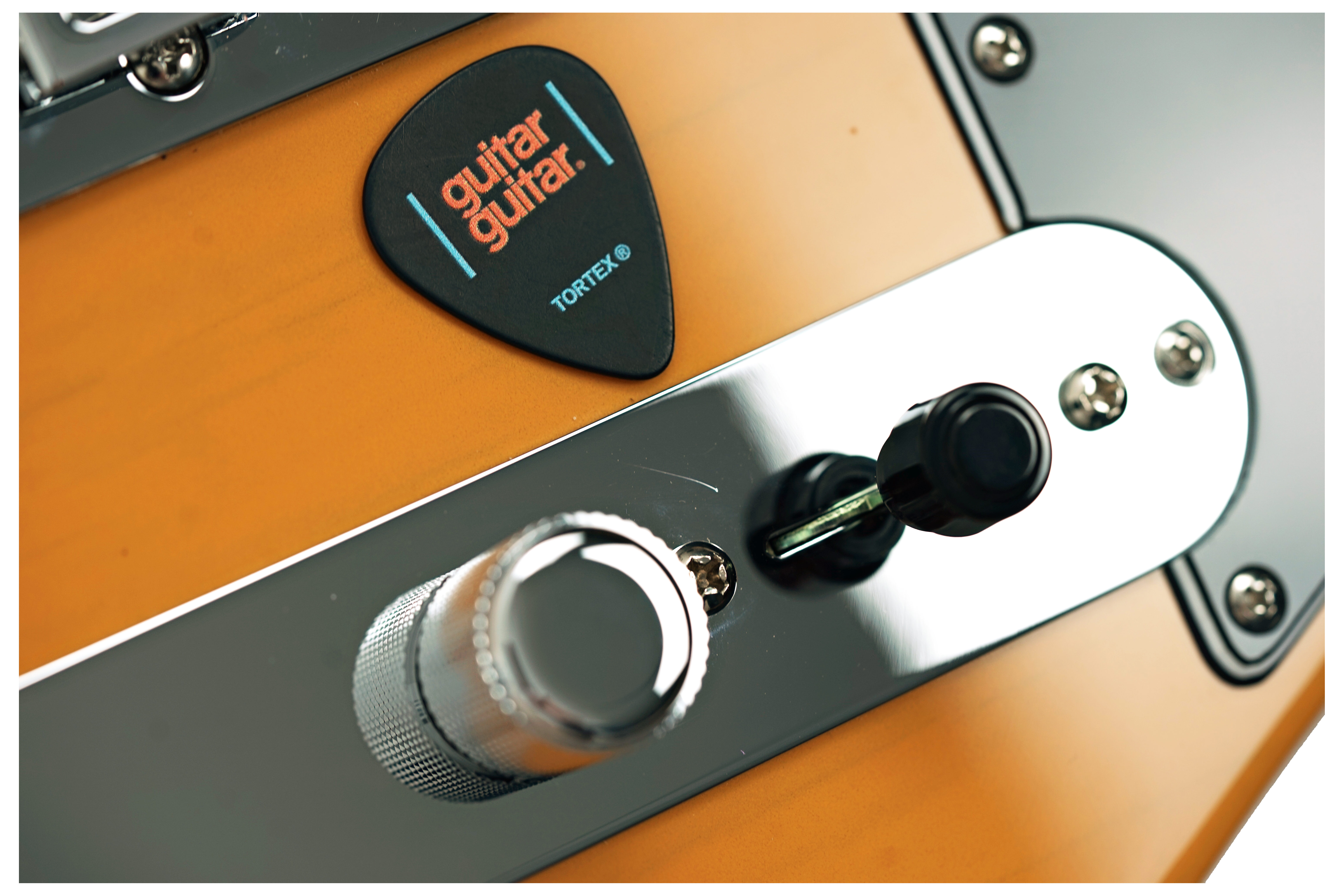 Fender guitarguitar Exclusive Roasted Player II Telecaster Butterscotch Blonde with Custom Shop Pickups (Ex-Demo) #MX25156752