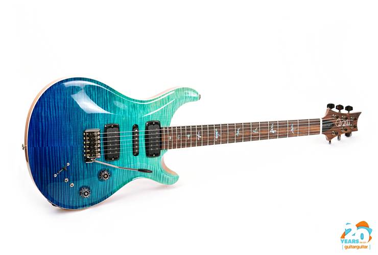 PRS Wood Library Modern Eagle V Blue Fade #0375965 PRS Wood Library Modern Eagle V Blue Fade #0375965
