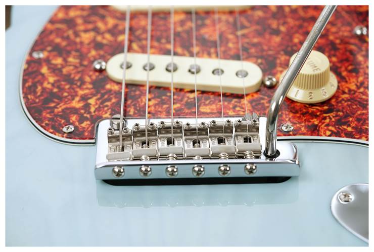 Fender Limited Edition American Pro II Thinline Stratocaster Daphne Blue Rosewood Fingerboard Fender Limited Edition American Pro II Thinline Stratocaster Daphne Blue Rosewood Fingerboard