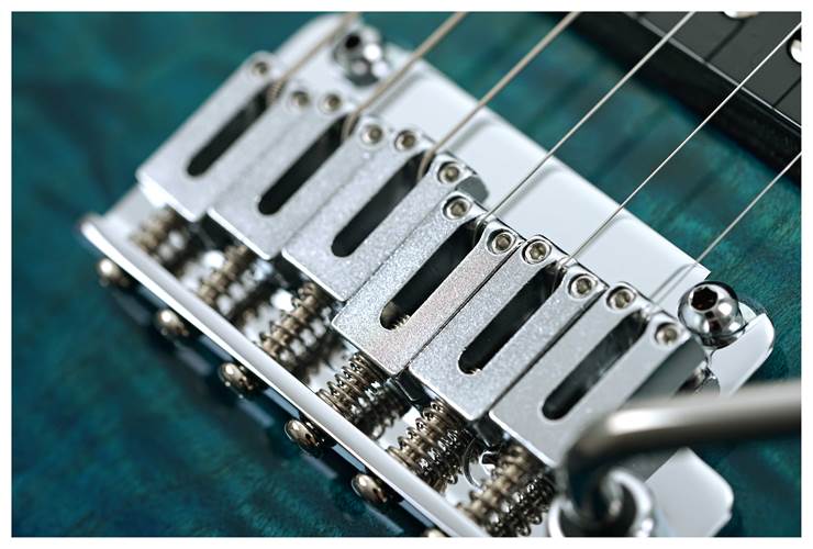 Suhr Custom Modern Aqua Blue Gradient #79832 Suhr Custom Modern Aqua Blue Gradient #79832