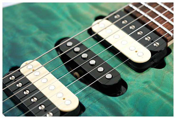 Suhr Custom Modern Aqua Blue Gradient #79832 Suhr Custom Modern Aqua Blue Gradient #79832