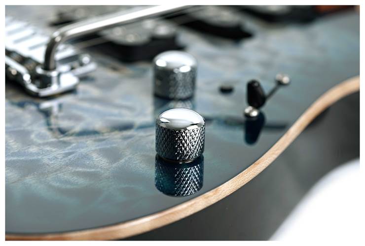 Suhr Custom Modern Quilt Faded Trans Whale Blue Burst 73778 Suhr Custom Modern Quilt Faded Trans Whale Blue Burst 73778