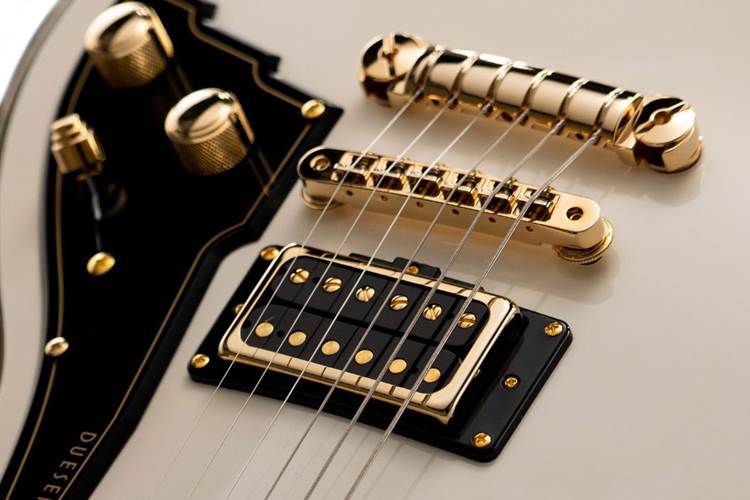 Duesenberg Fantom A Aged White Duesenberg Fantom A Aged White