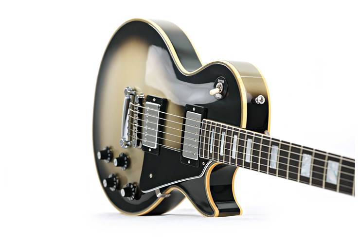 Gibson Custom Shop Made 2 Measure 1968 Les Paul Custom Silverburst VOS Chrome Hardware #407208 Gibson Custom Shop Made 2 Measure 1968 Les Paul Custom Silverburst VOS Chrome Hardware #407208
