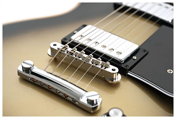 Gibson Custom Shop Made 2 Measure 1968 Les Paul Custom Silverburst VOS Chrome Hardware #502338 Gibson Custom Shop Made 2 Measure 1968 Les Paul Custom Silverburst VOS Chrome Hardware #502338