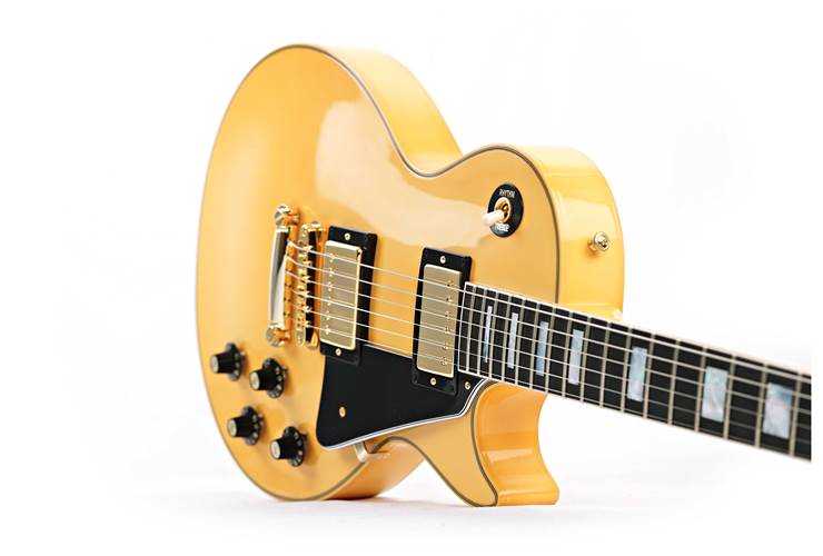 Gibson Custom Shop Made 2 Measure1968 Les Paul Custom Heavy Antique White VOS Gold Hardware #502428 Gibson Custom Shop Made 2 Measure1968 Les Paul Custom Heavy Antique White VOS Gold Hardware #502428