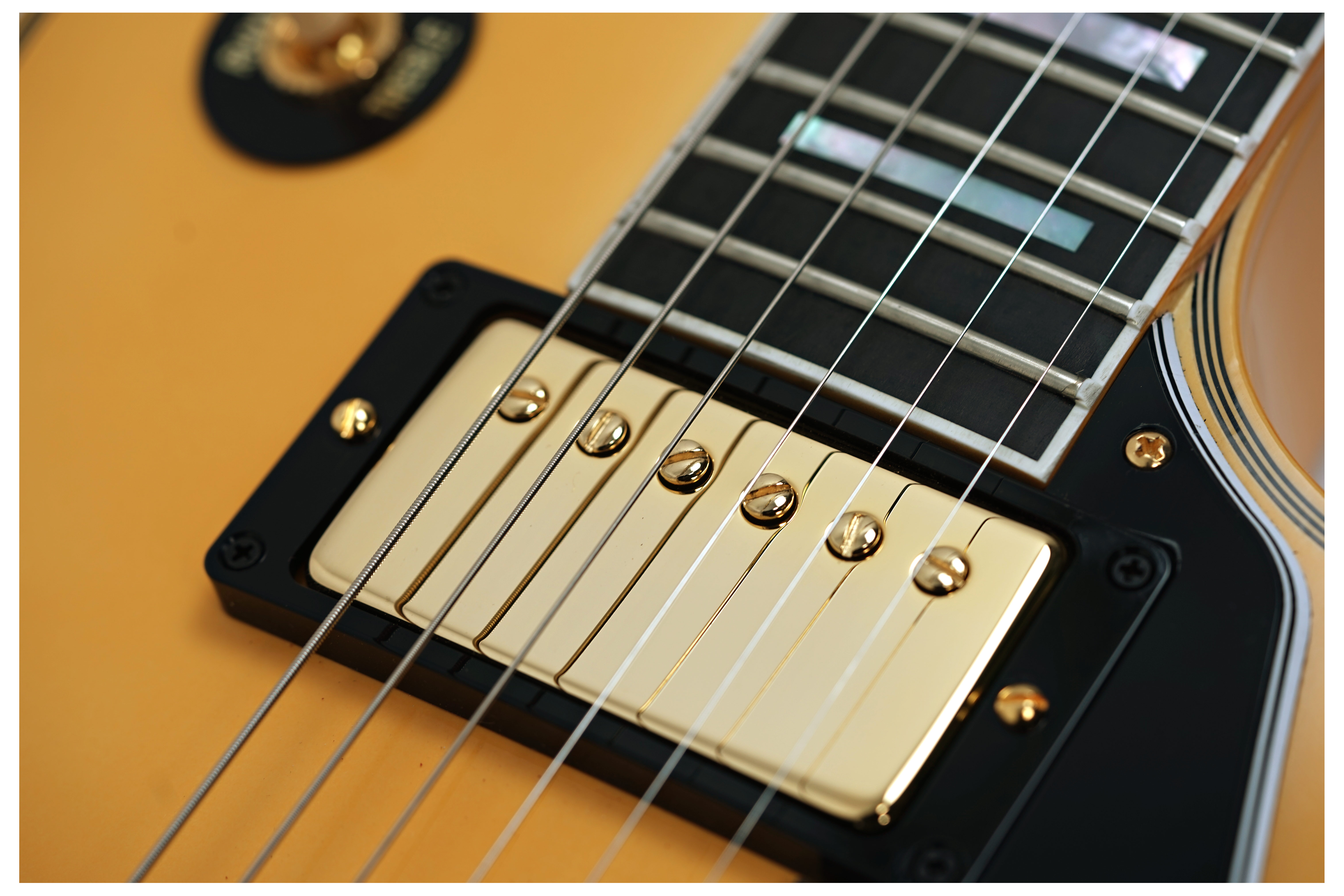 Gibson Custom Shop Made 2 Measure 1968 Les Paul Custom Heavy Antique White VOS Gold Hardware #508048