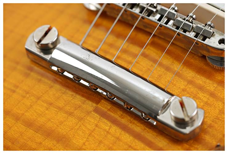 Gibson Custom Shop Made 2 Measure 1959 Les Paul Standard Double White Royal Teaburst Murphy Lab Light Aged #943536 Gibson Custom Shop Made 2 Measure 1959 Les Paul Standard Double White Royal Teaburst Murphy Lab Light Aged #943536
