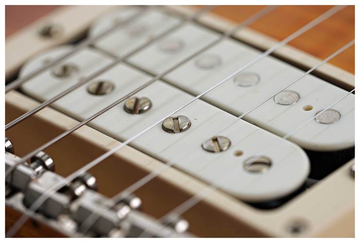 Gibson Custom Shop Made 2 Measure 1959 Les Paul Standard Double White Royal Teaburst Murphy Lab Light Aged #943765 Gibson Custom Shop Made 2 Measure 1959 Les Paul Standard Double White Royal Teaburst Murphy Lab Light Aged #943765