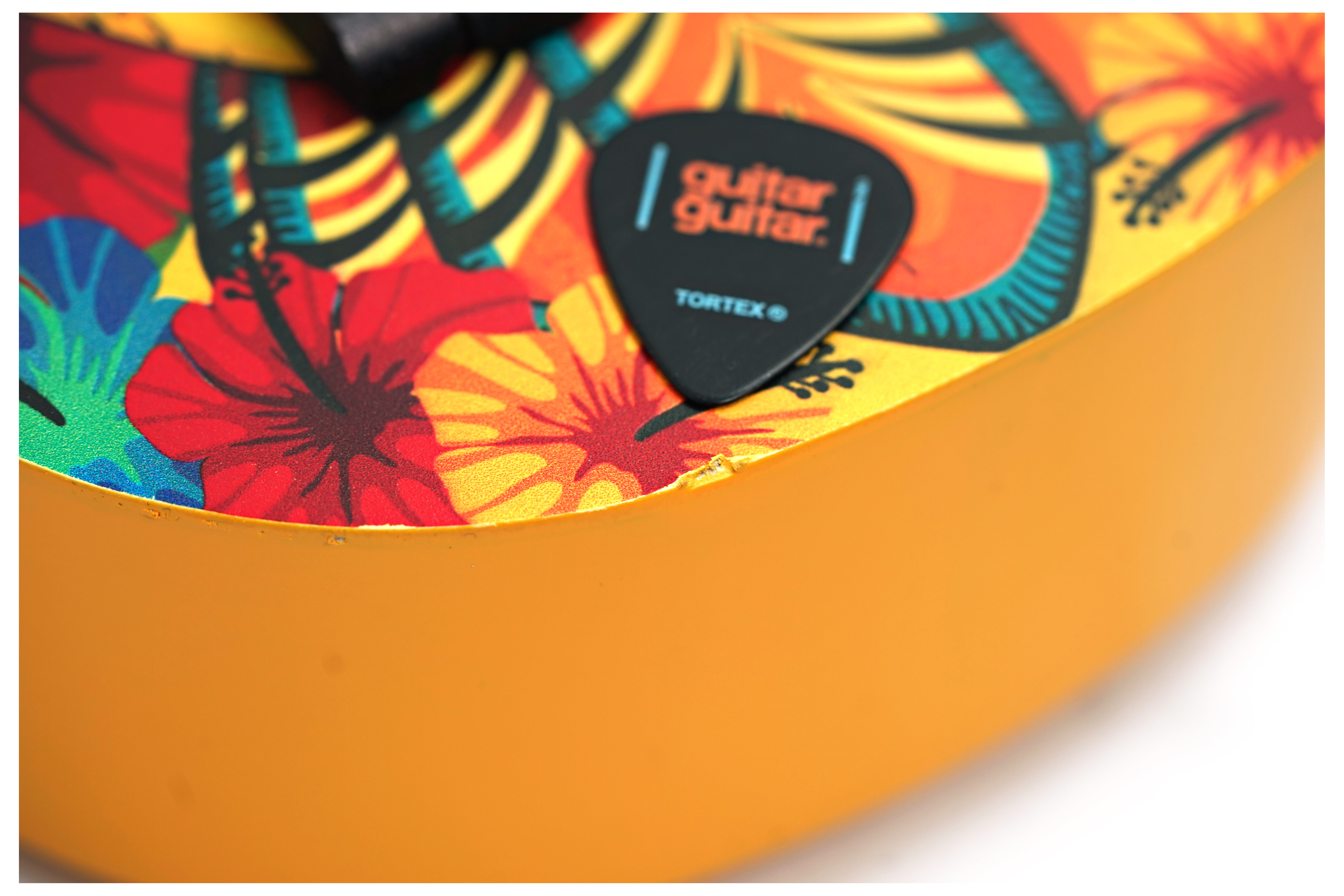 Mahalo 2211TK Ukulele Art Series Tiki (Ex-Demo) #2211TKART