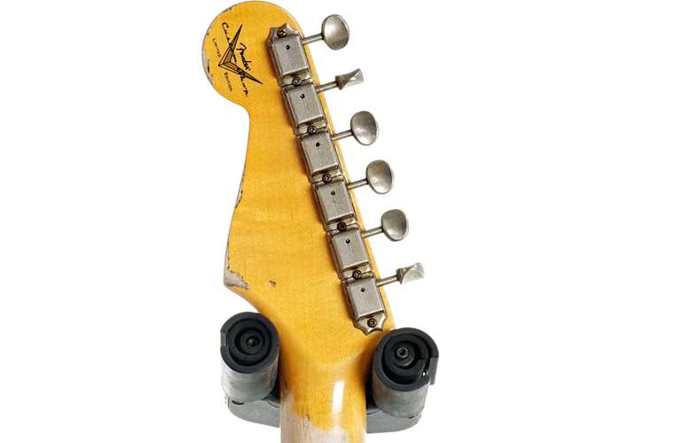 Fender Custom Shop 70th Anniversary 1954 Stratocaster Super Heavy Relic Wide Fade 2 Tone Sunburst #XN5289 Fender Custom Shop 70th Anniversary 1954 Stratocaster Super Heavy Relic Wide Fade 2 Tone Sunburst #XN5289