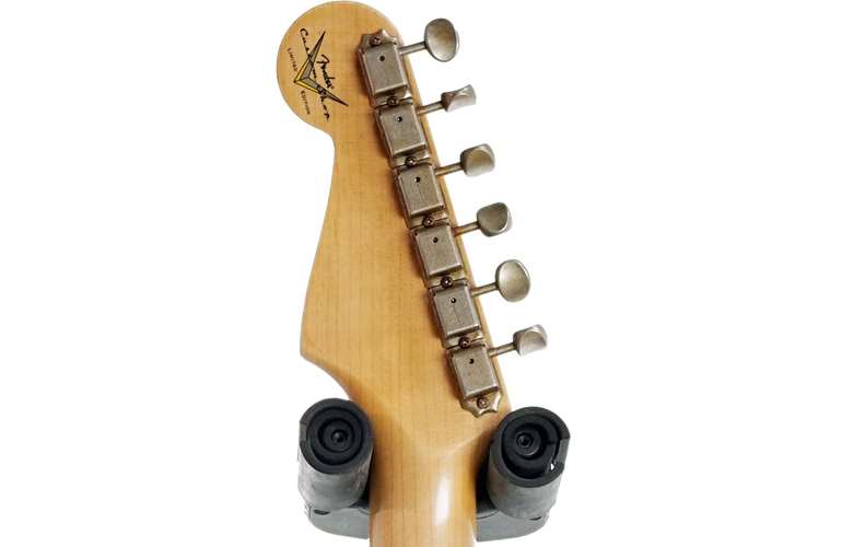 Fender Custom Shop Limited Edition 70th Anniversary 1954 Stratocaster Relic #XN4860 Fender Custom Shop Limited Edition 70th Anniversary 1954 Stratocaster Relic #XN4860