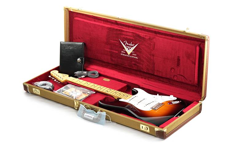 Fender Custom Shop Limited Edition 70th Anniversary 1954 Stratocaster Time Capsule Wide Fade 2 Tone Sunburst #XN5242 Fender Custom Shop Limited Edition 70th Anniversary 1954 Stratocaster Time Capsule Wide Fade 2 Tone Sunburst #XN5242