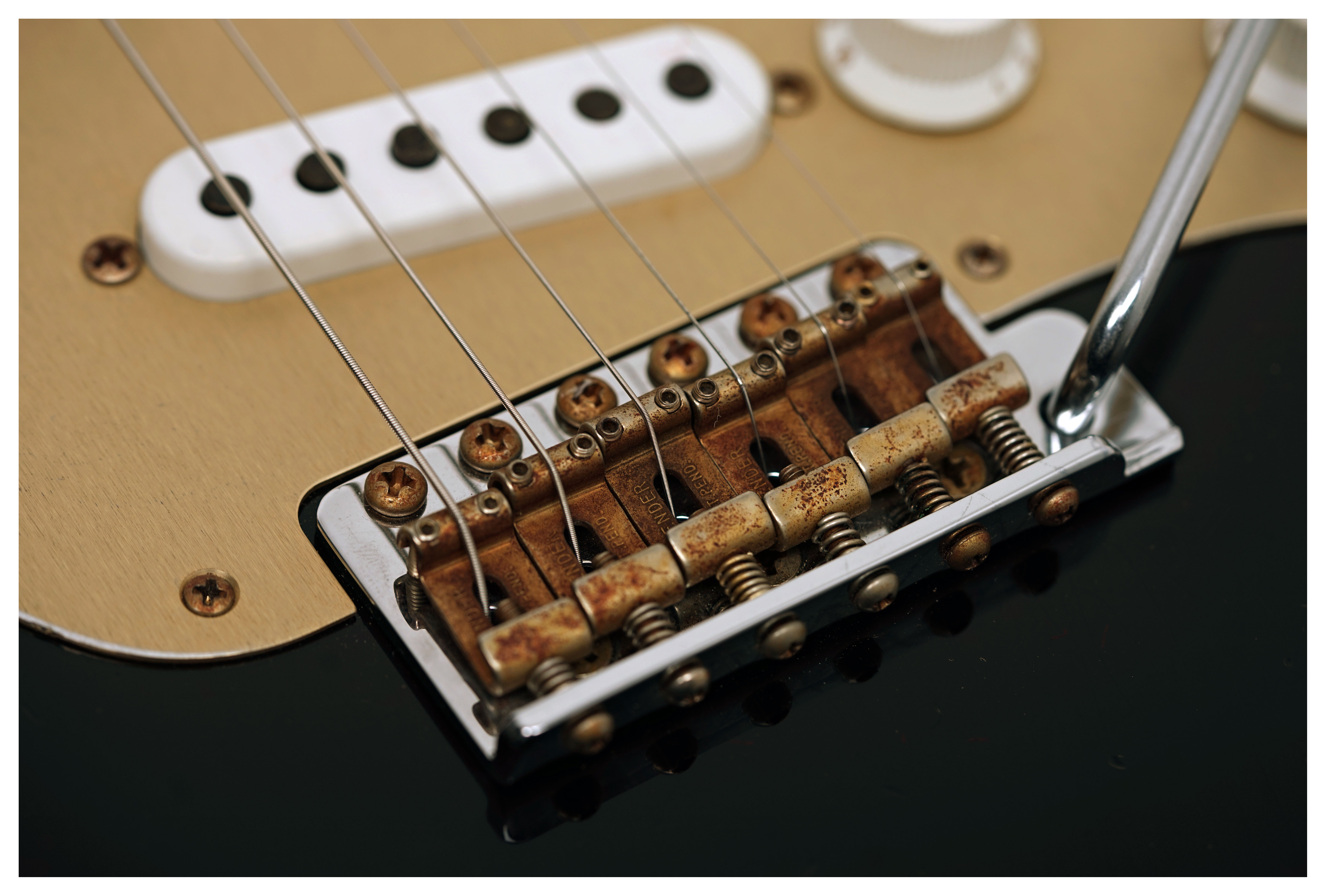 Fender Custom Shop Limited Edition 1954 Roasted Stratocaster Journeyman Relic Aged Black #LXX0697