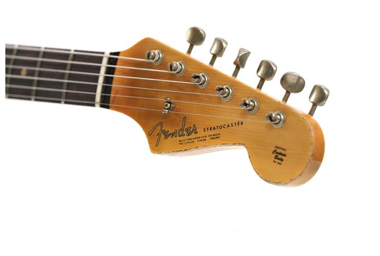 Fender Custom Shop Limited Edition 1964 L-Series Stratocaster Heavy Relic Olympic White Fender Custom Shop Limited Edition 1964 L-Series Stratocaster Heavy Relic Olympic White