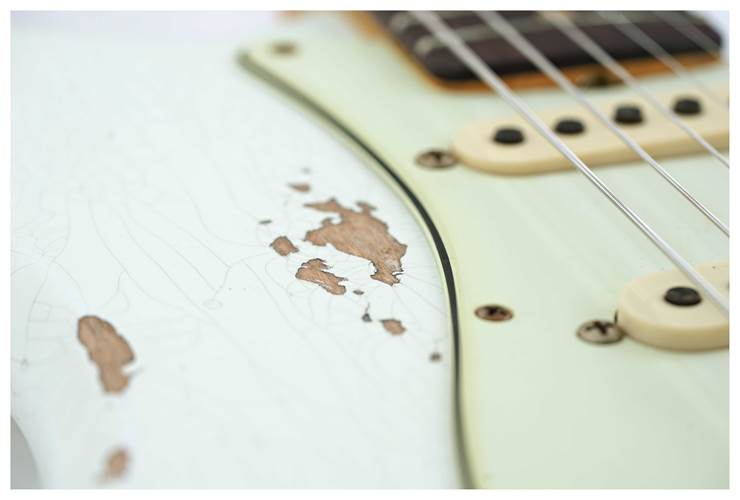 Fender Custom Shop Limited Edition 1964 L-Series Stratocaster Heavy Relic Olympic White Fender Custom Shop Limited Edition 1964 L-Series Stratocaster Heavy Relic Olympic White