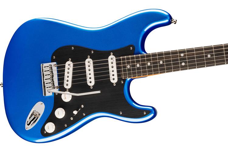 Fender American Ultra II Stratocaster Ebony Fingerboard Noble Blue Fender American Ultra II Stratocaster Ebony Fingerboard Noble Blue