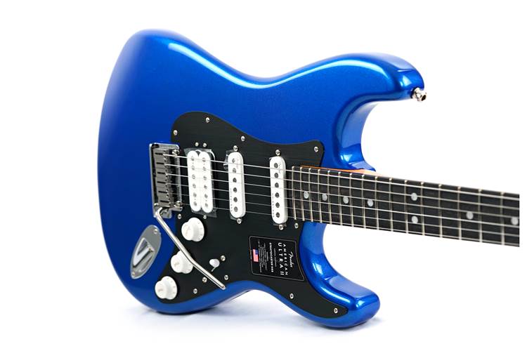 Fender American Ultra II Stratocaster HSS Ebony Fingerboard Noble Blue Fender American Ultra II Stratocaster HSS Ebony Fingerboard Noble Blue