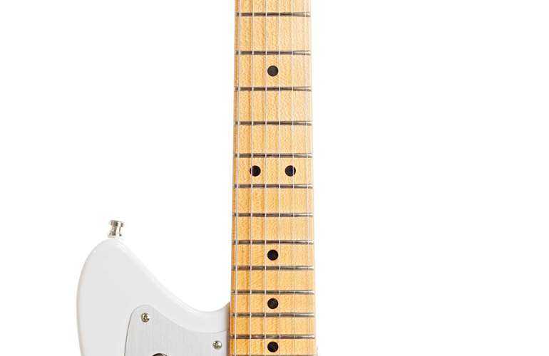 Fender American Ultra II Meteora Avalanche Maple Fingerboard (Ex-Demo) #US24005692 Fender American Ultra II Meteora Avalanche Maple Fingerboard (Ex-Demo) #US24005692