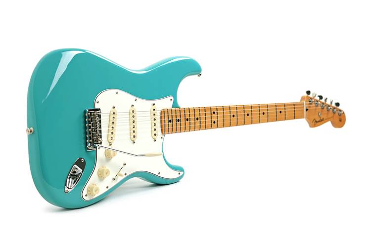 Fender Player II Stratocaster Aquatone Blue Maple Fingerboard (Ex-Demo) #MX25055922 Fender Player II Stratocaster Aquatone Blue Maple Fingerboard (Ex-Demo) #MX25055922