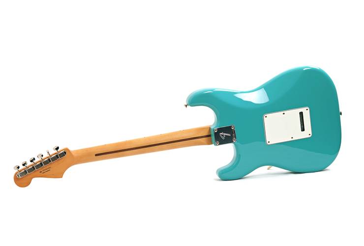 Fender Player II Stratocaster Aquatone Blue Maple Fingerboard (Ex-Demo) #MX25055922 Fender Player II Stratocaster Aquatone Blue Maple Fingerboard (Ex-Demo) #MX25055922
